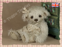 Pebbles lives in United Kingdom - Click the picture to see more of Pebbles!