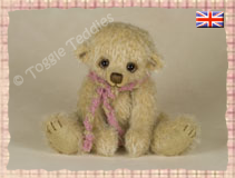 Bobbles lives in United Kingdom - Click the picture to see more of Bobbles!