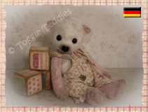 Violet lives in Germany - Click the picture to see more of Violet!